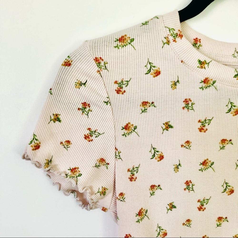 Floral Lettuce Hem Tee